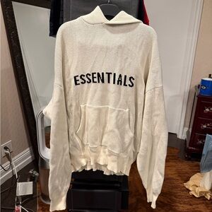 Essentials Men's knit Sweater